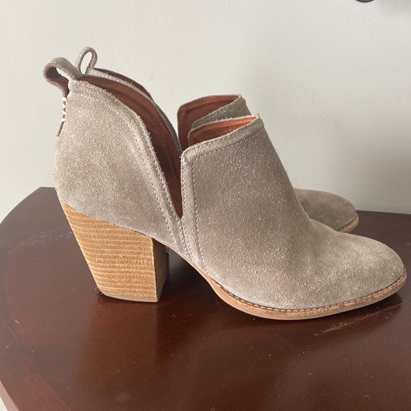 Jeffrey Campbell Boots Size 11 - Picture 3 of 12